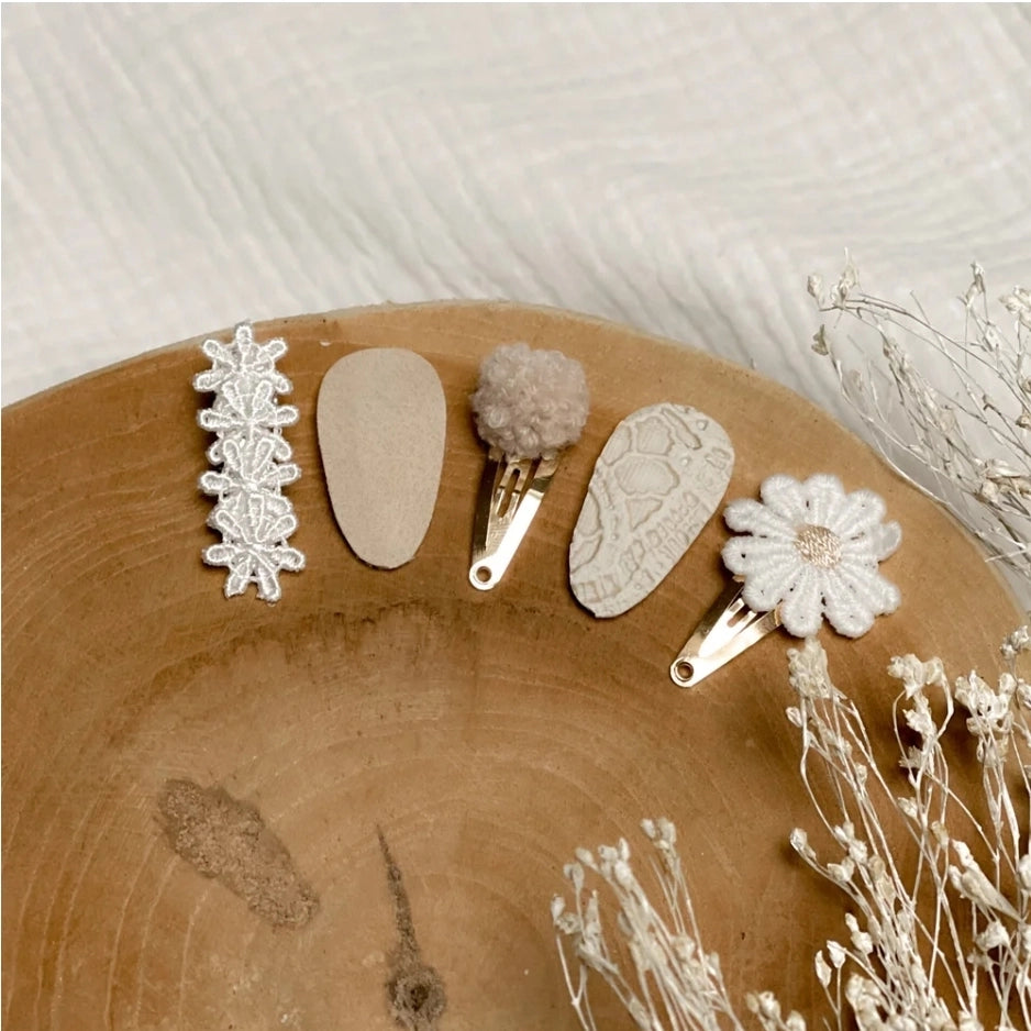 Peek-A-Beau Lilly - 05