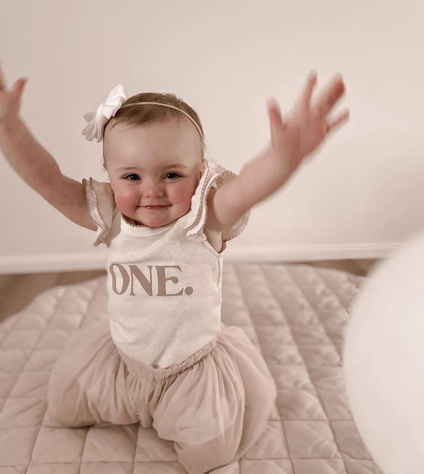 Bencer & Hazelnut One Birthday Bodysuit - Mushroom