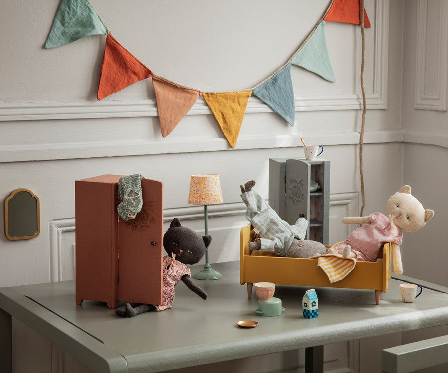 Maileg Miniature closet - Grey/mint