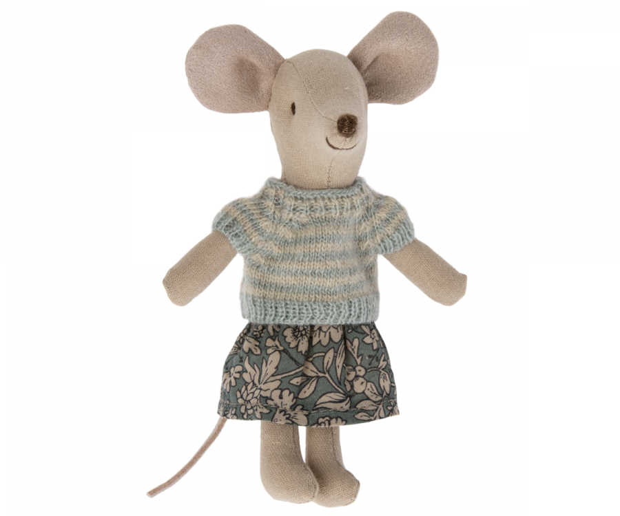 Maileg Knitted sweater and skirt for big sister mouse