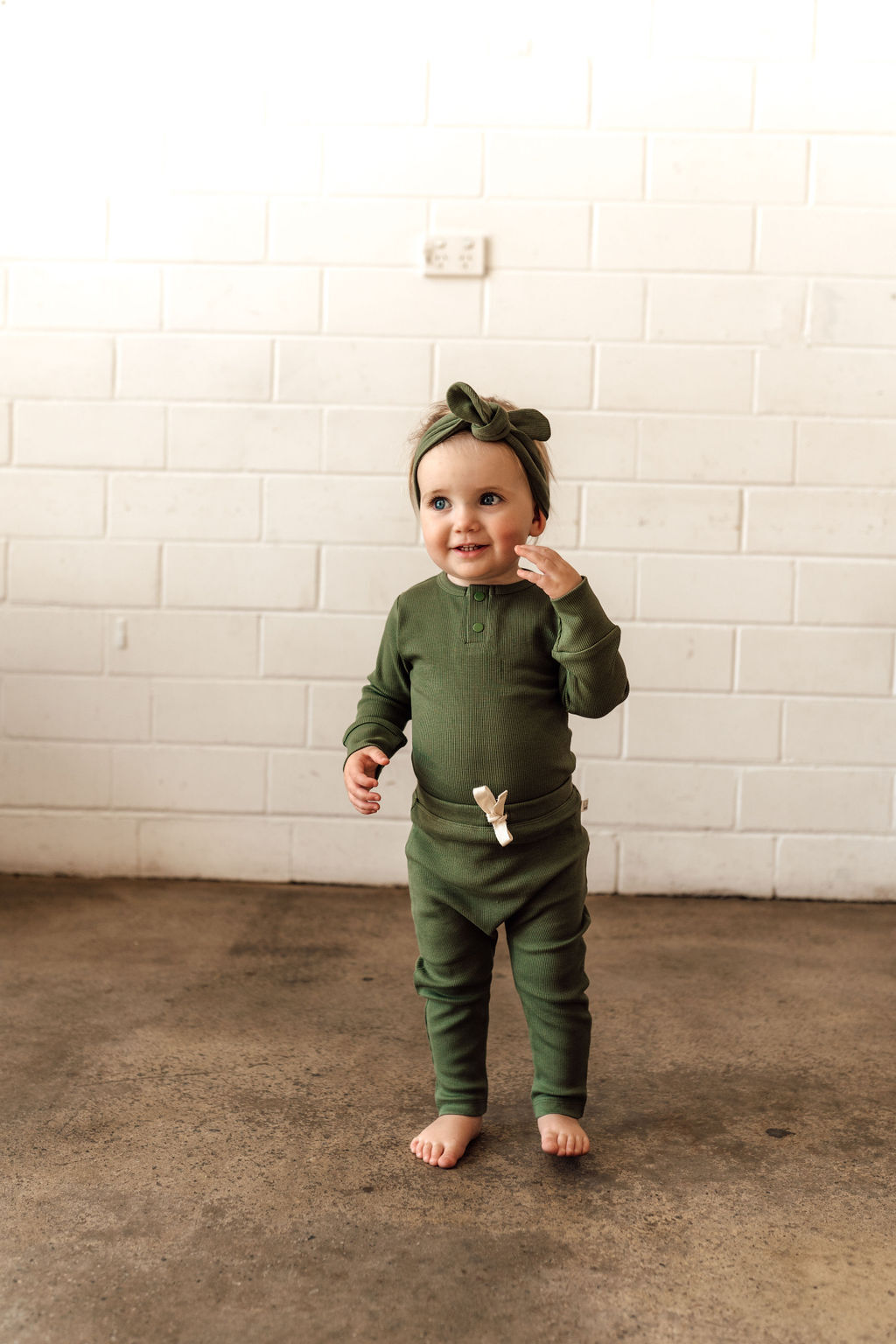 Snuggle Hunny Kids Olive Long Sleeve Bodysuit