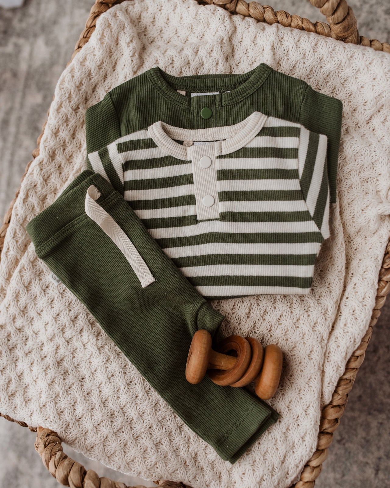 Snuggle Hunny Kids Olive Stripe Long Sleeve Bodysuit