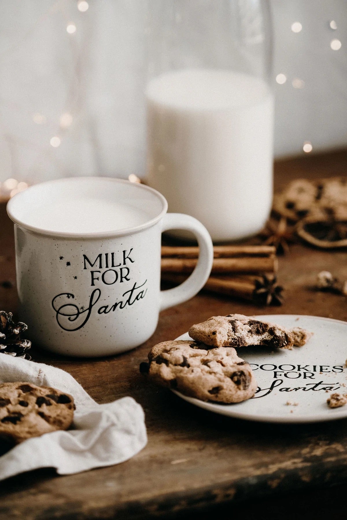 Bencer & Hazelnut Cookies For Santa Plate