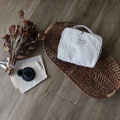 Trick Holic Garden Flower Trunk Bag Small