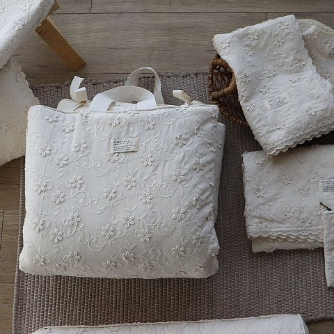 Trick Holic Garden Flower Napmat