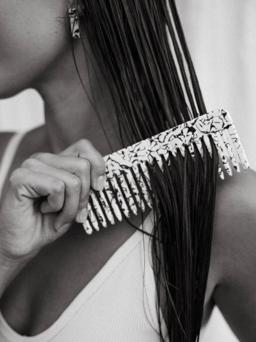 Nat + Noor Comb In Marble