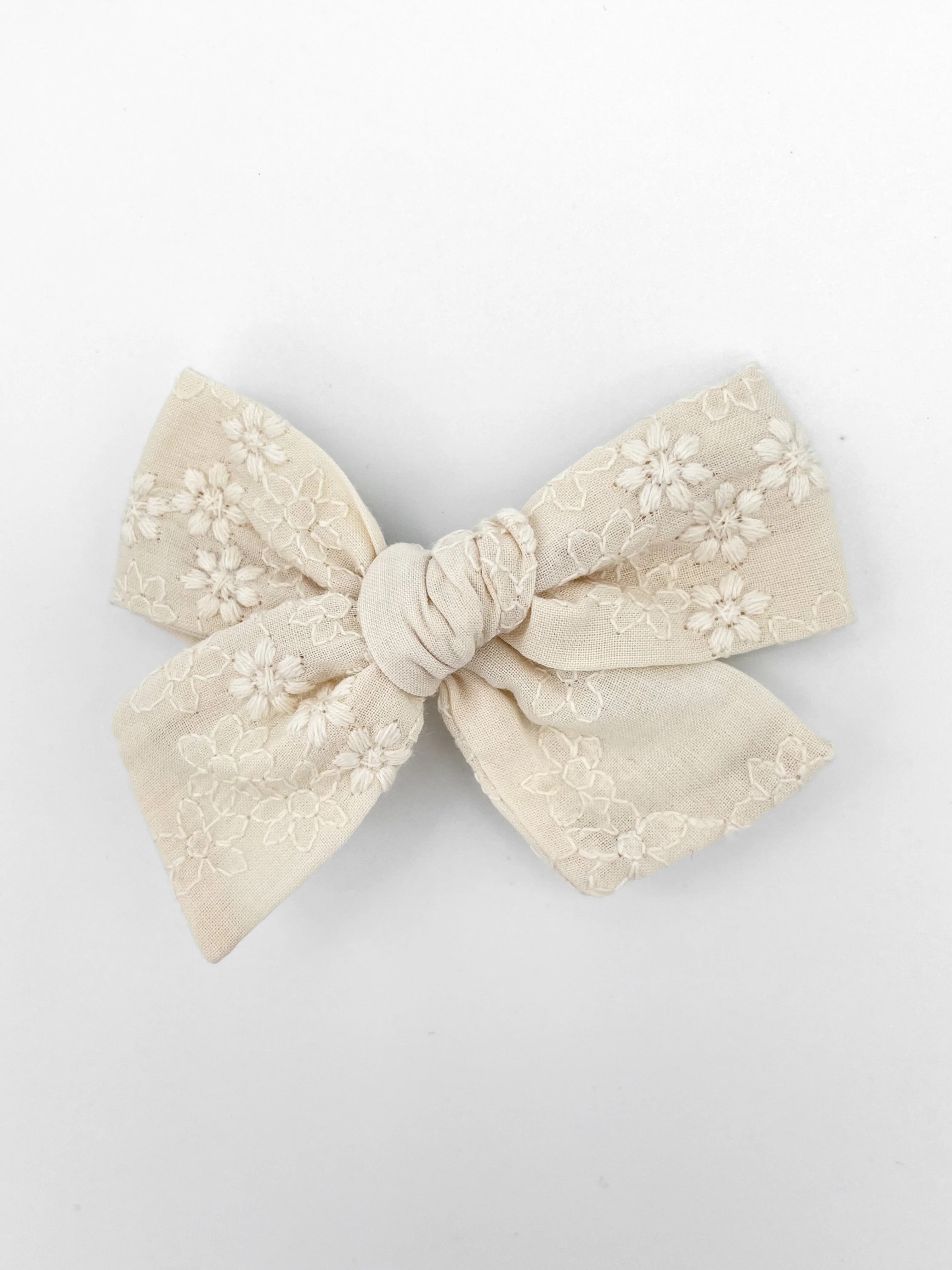 Liv & Loke Ester Rosette - Natural embroidered bow
