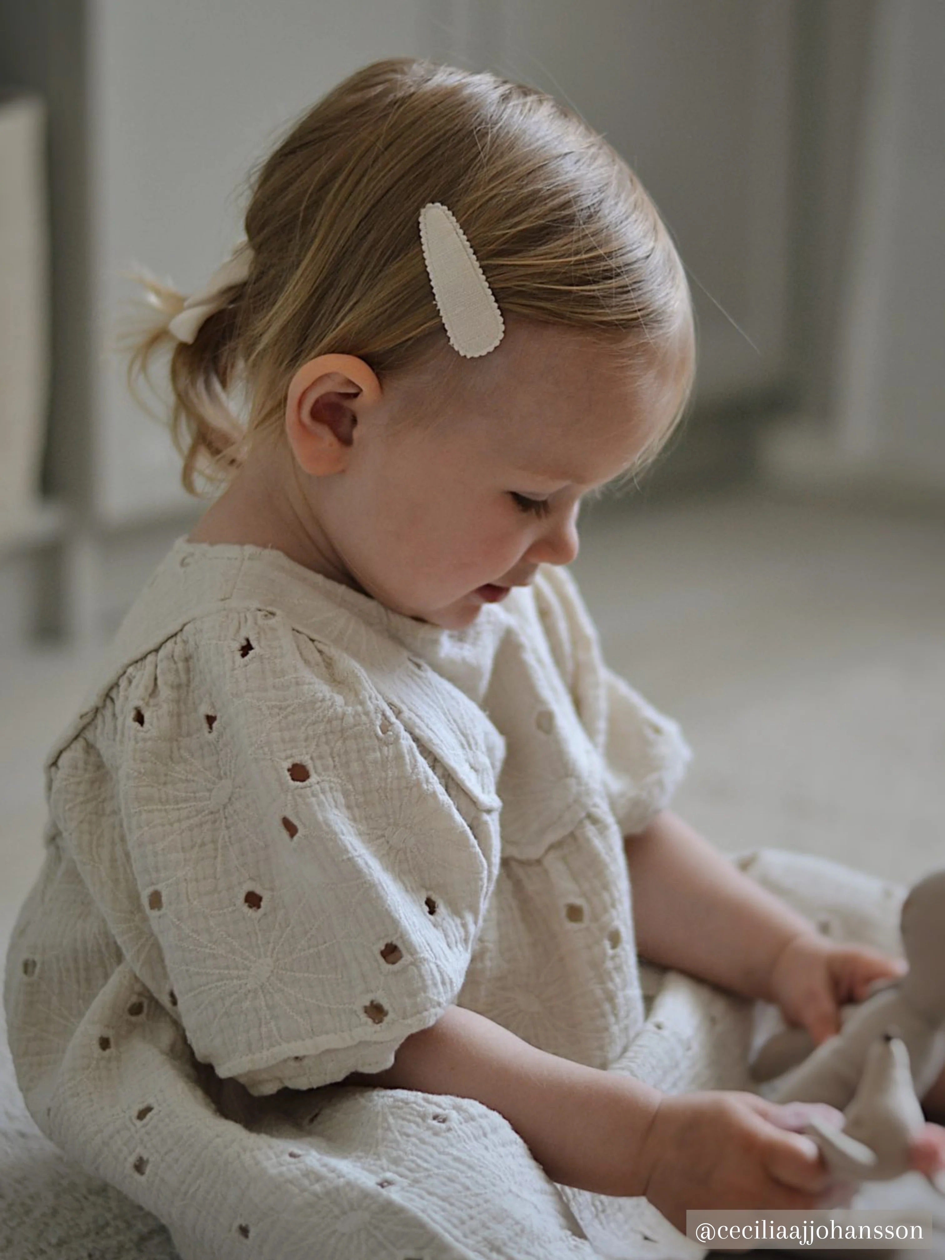 Liv & Loke Ilse Hair Clip - Sand