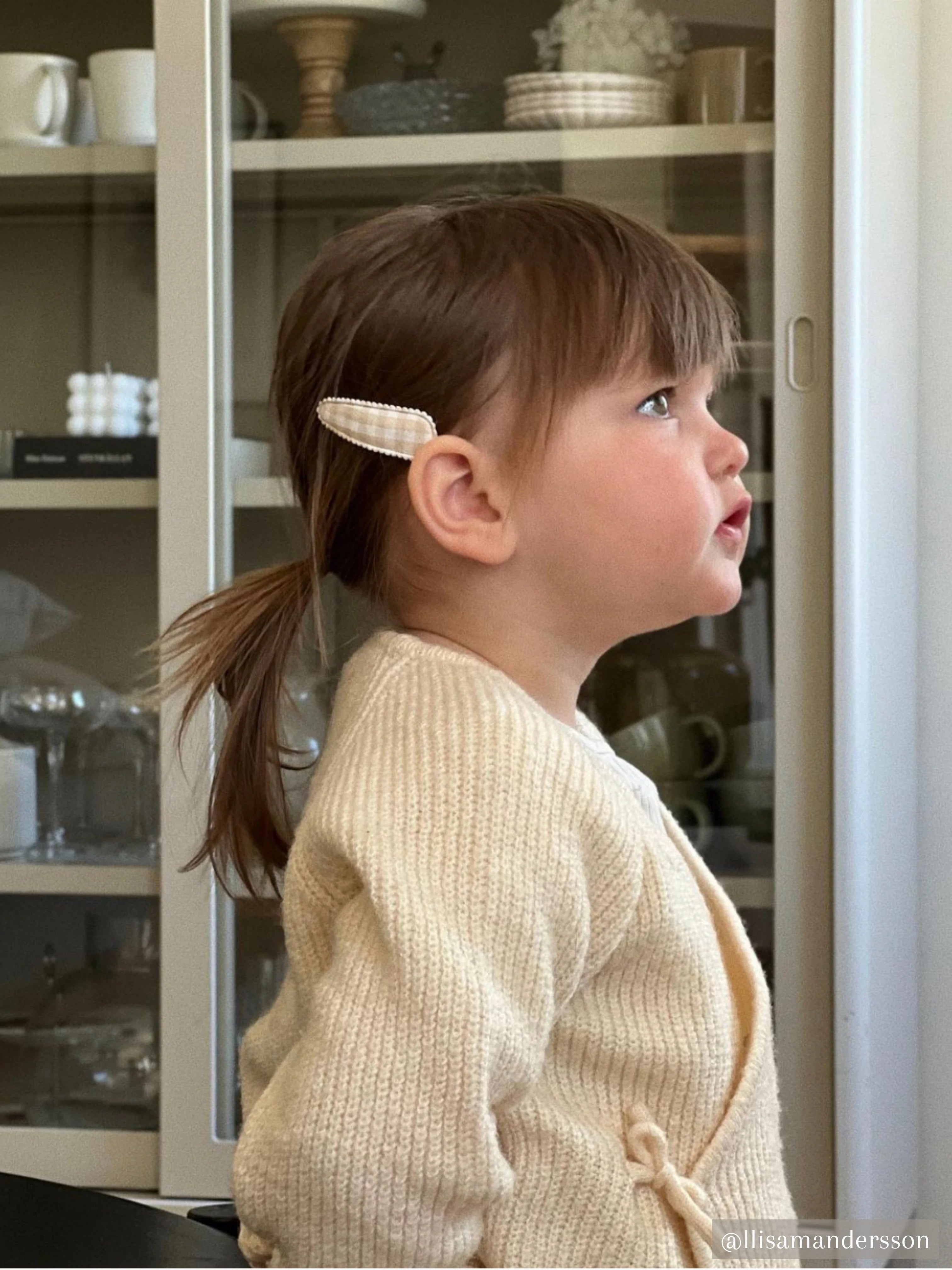 Liv & Loke Ilse Hair Clip - Sand gingham