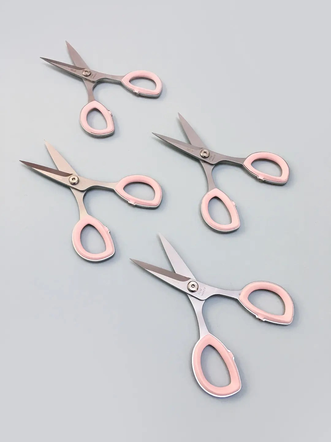Pom Maker The Ultimate Pompom Scissors