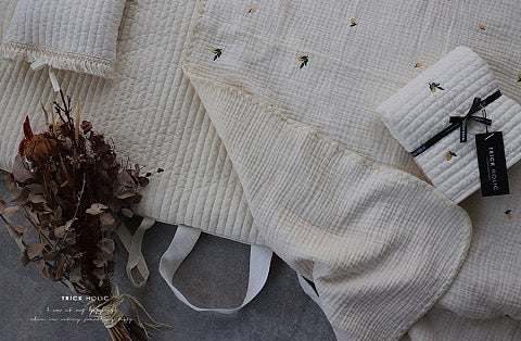 Trick Holic 6 Layers Gauze Embroidery Blanket - Lemon