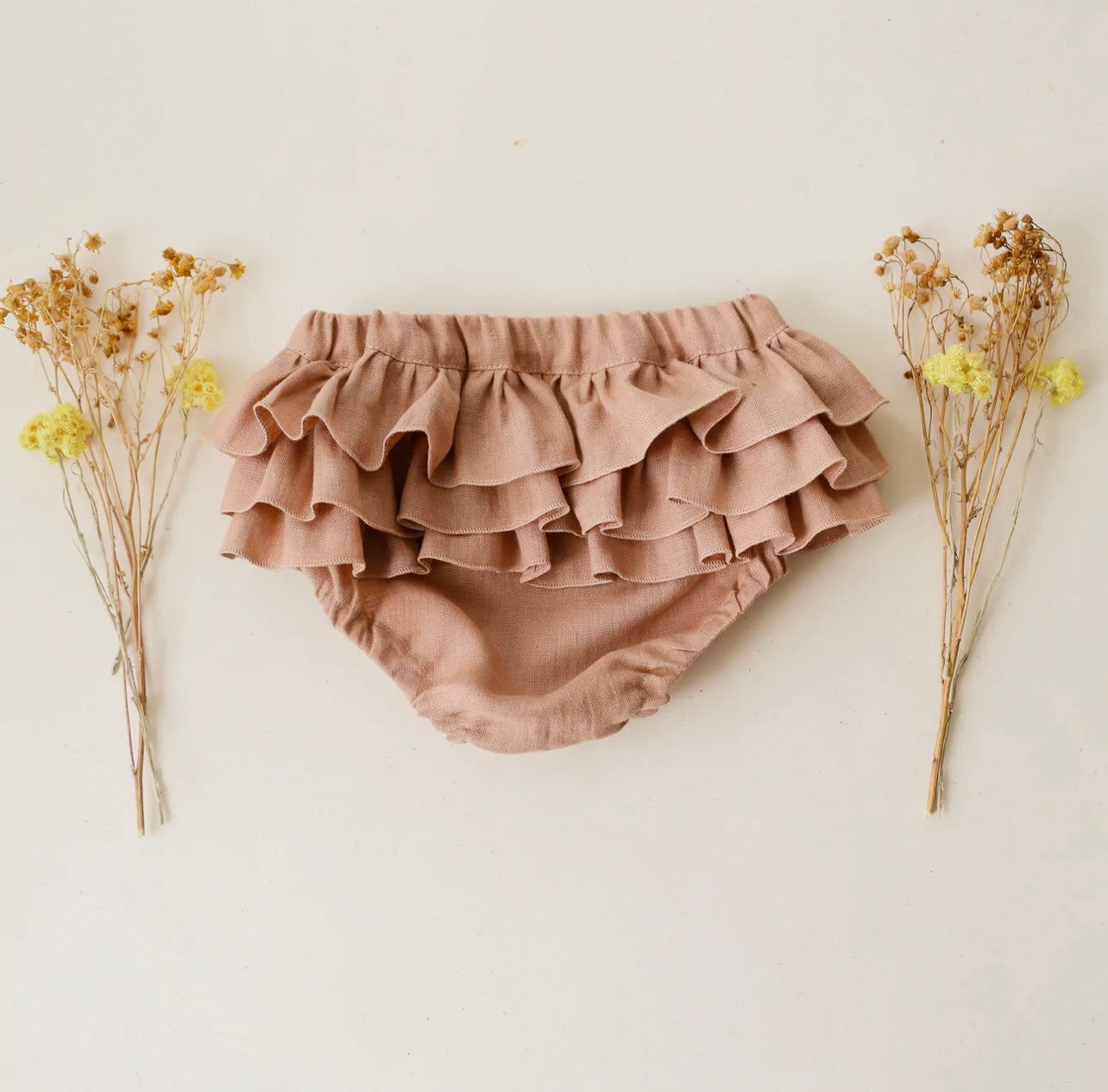 Dannie and Lilou Linen Ruffle Back Bloomers