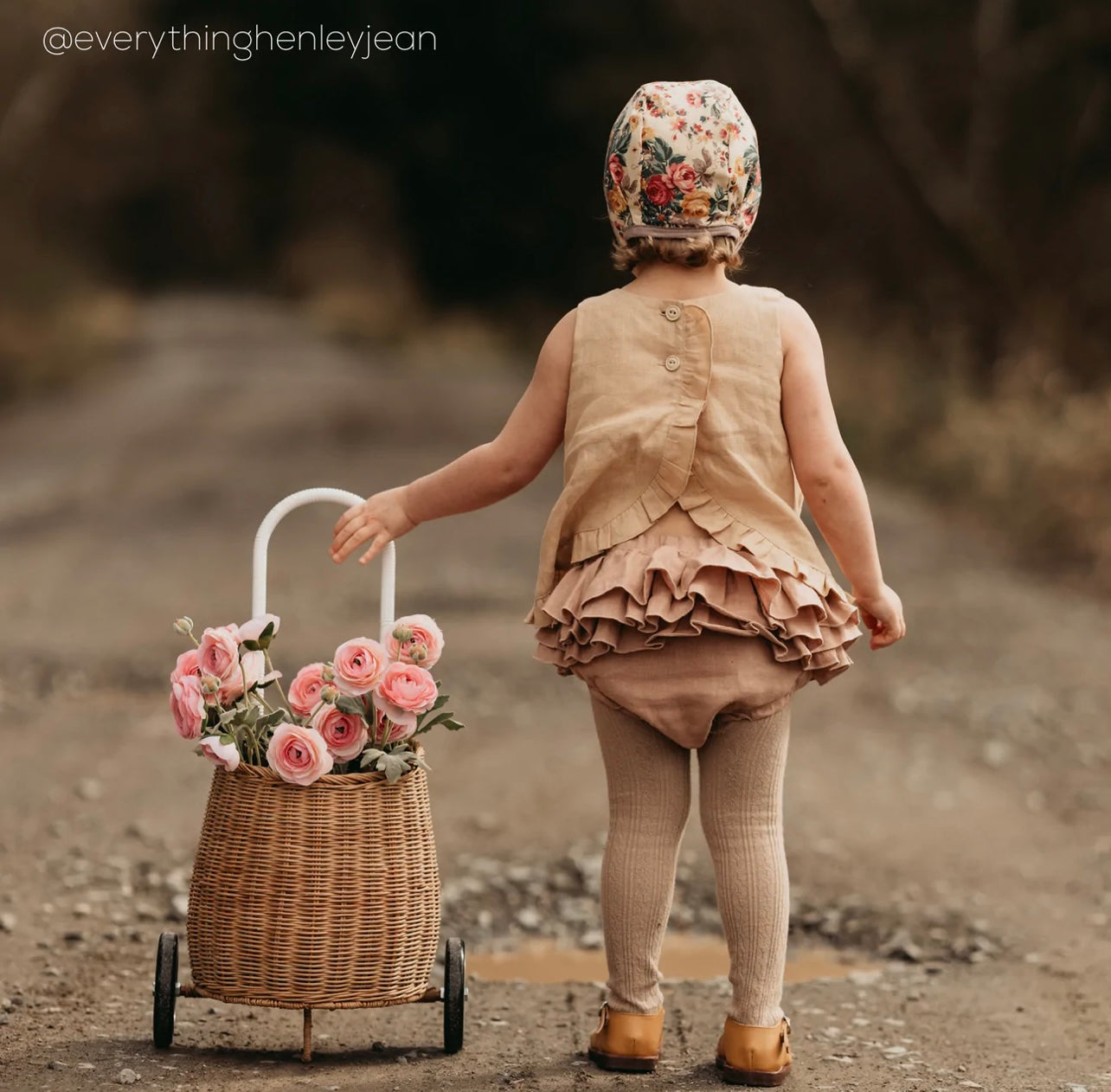 Dannie and Lilou Linen Ruffle Back Bloomers