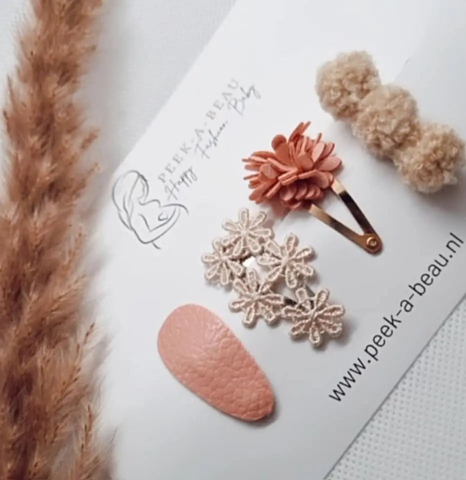 Peek-A-Beau Mrs Pink