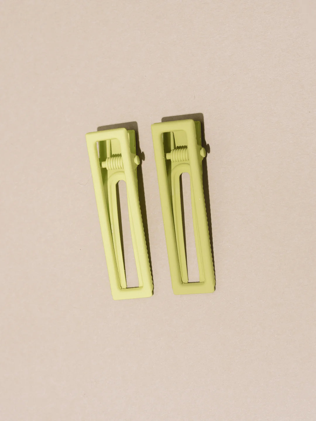 Nat + Noor Lu Lu Hair Clips In Pistachio