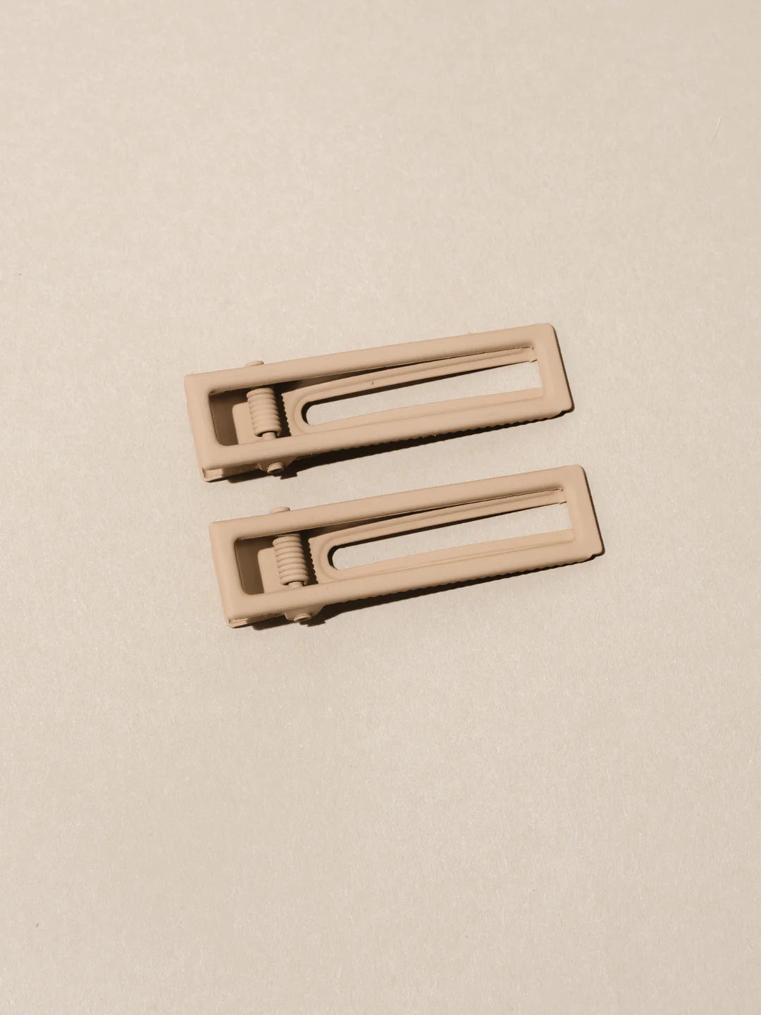 Nat + Noor Lu Lu Hair Clips In Mocha