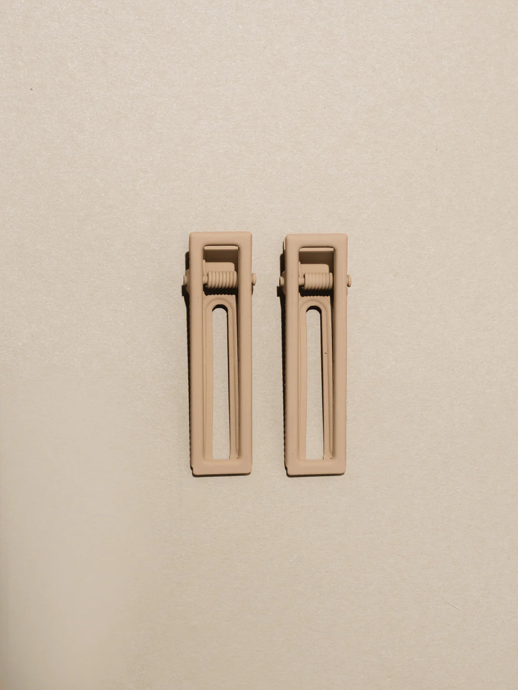 Nat + Noor Lu Lu Hair Clips In Mocha