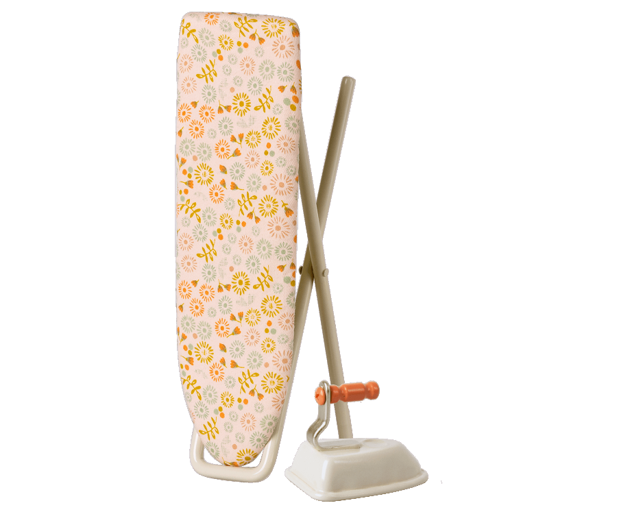 Maileg Iron & ironing board
