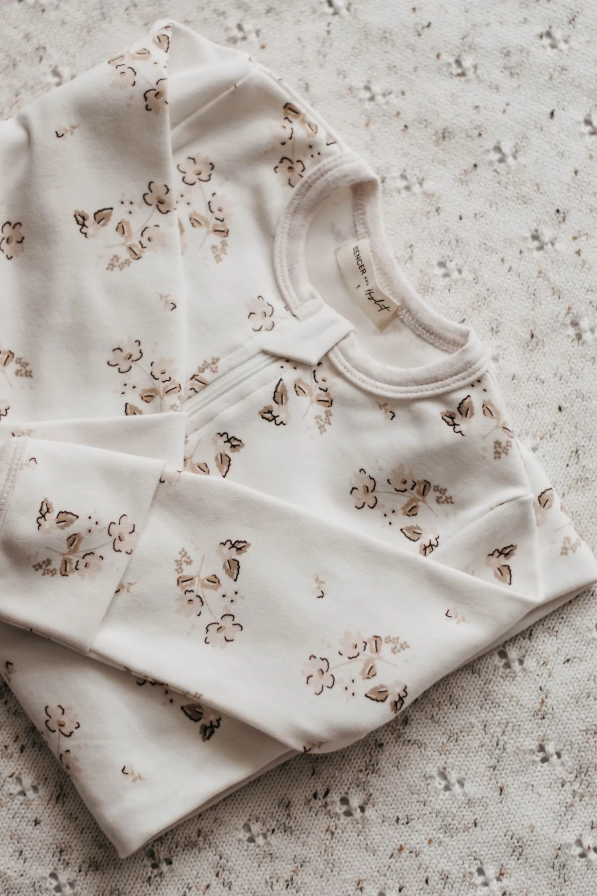 Bencer & Hazelnut Daisy Zip Suit