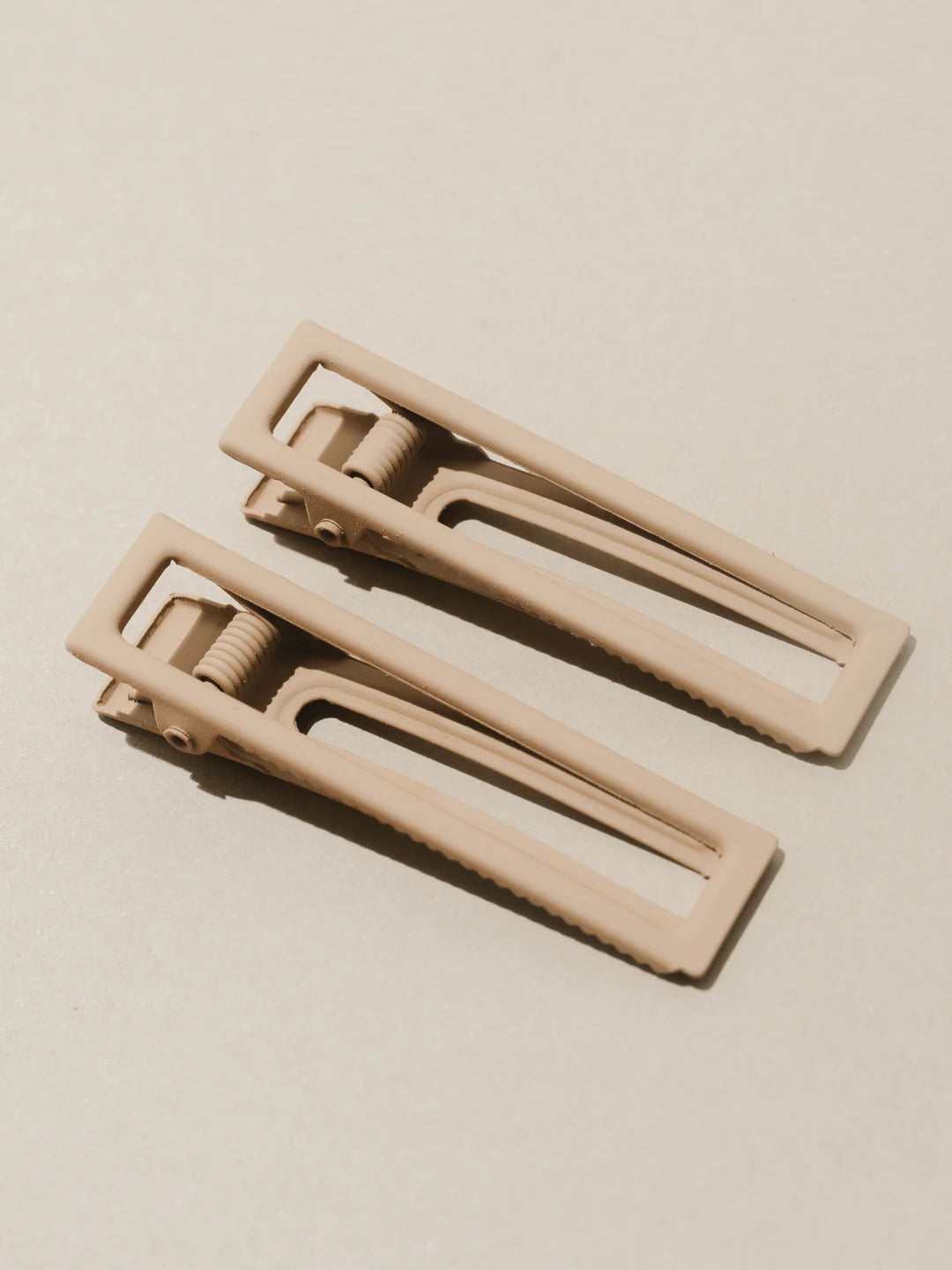 Nat + Noor Lu Lu Hair Clips In Mocha