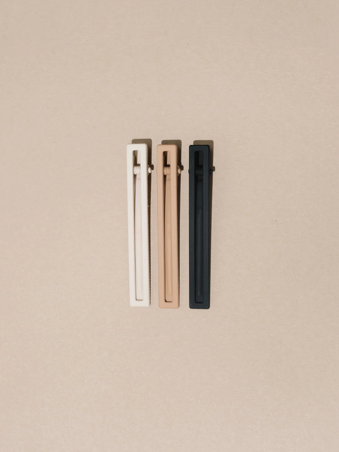 Nat + Noor Yarrow Hair Clips In Cacao