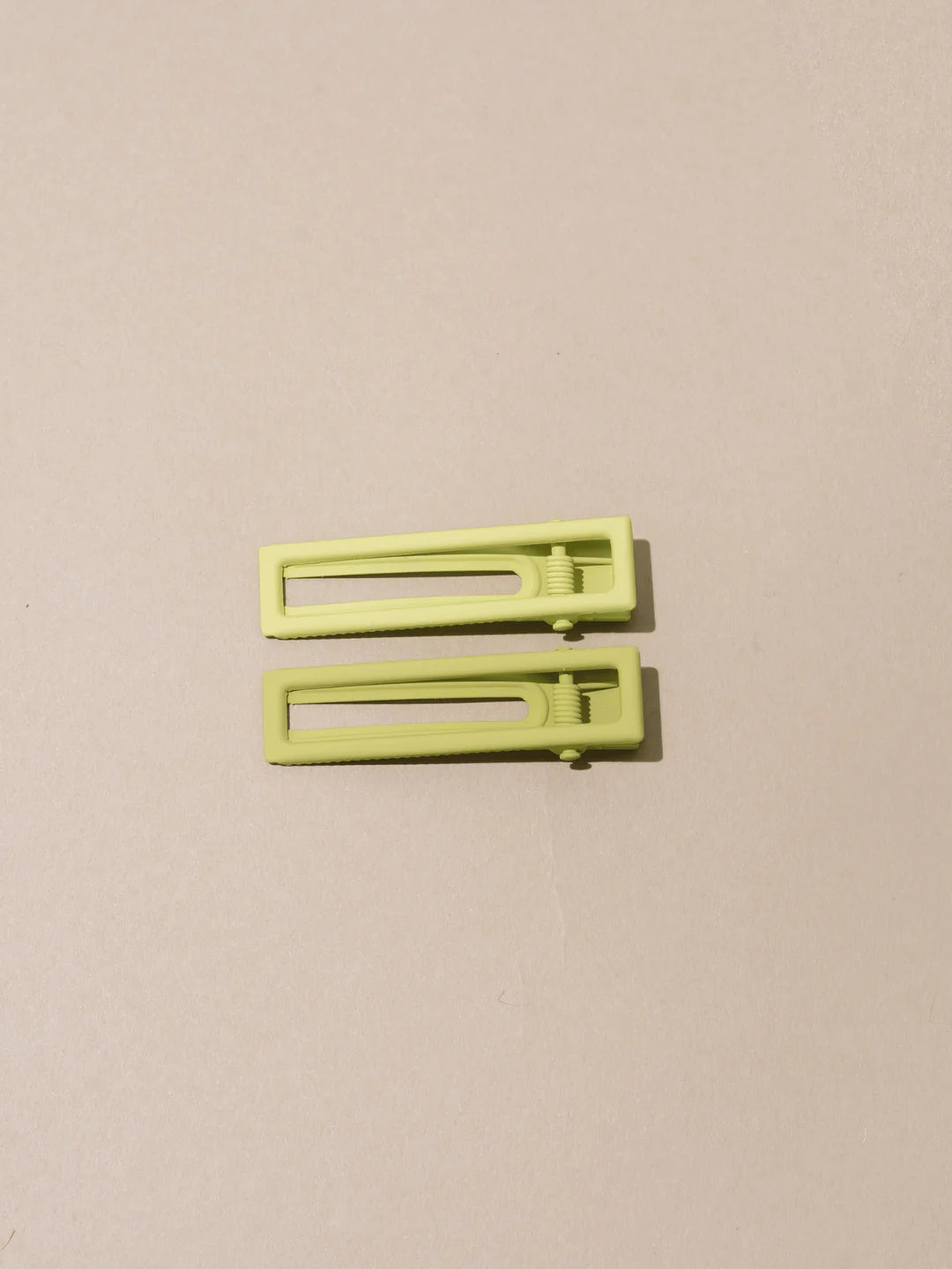 Nat + Noor Lu Lu Hair Clips In Pistachio