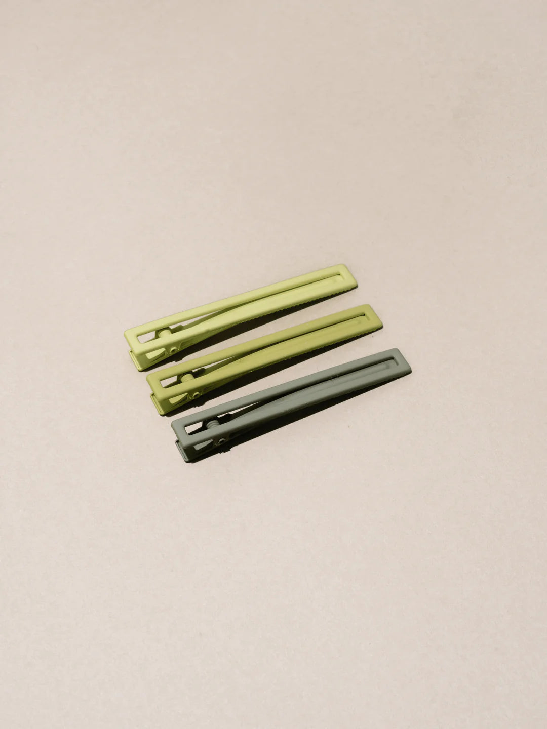 Nat + Noor Yarrow Hair Clips In Spring